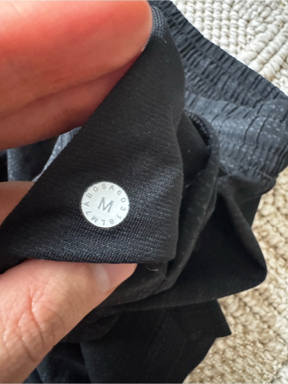 lululemon Men’s pace, breaker shorts - Picture 6 of 6